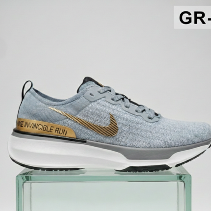 Gray Nike ZoomX Invincible Running shoes